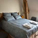 Domaine D'eugene D'hotes Et 住宿加早餐酒店