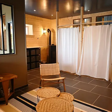 Bed & Breakfast Domaine Des Agapanthes D'hotes Et Epreville