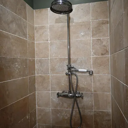 Domaine D'eugene D'hotes Et Oda ve Kahvaltı Epreville