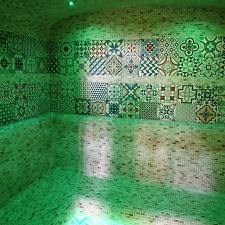 Domaine D'eugene D'hotes Et Oda ve Kahvaltı 3*