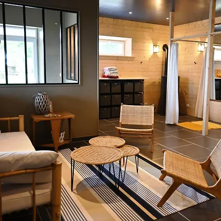 Domaine Des Agapanthes D'hotes Et Bed & Breakfast