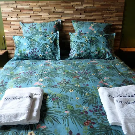 Domaine Des Agapanthes D'hotes Et *